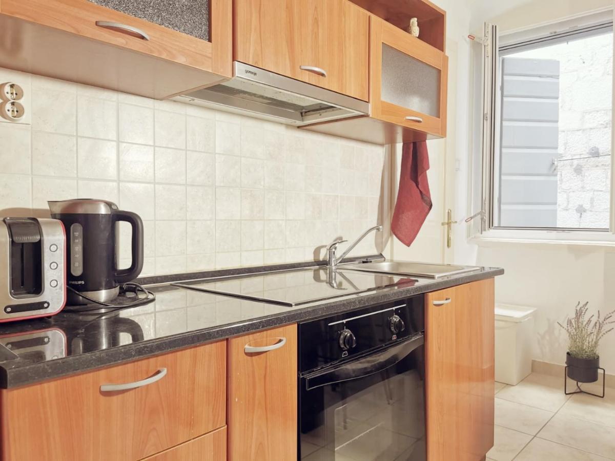 One Bedroom Apartment In The Old Town 스플리트 외부 사진